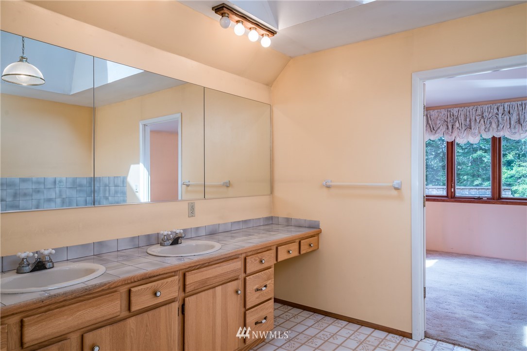 590 Shark Reef Road Lopez Island, WA 98261 - Photo 22 of 25 Gallery Image 22
