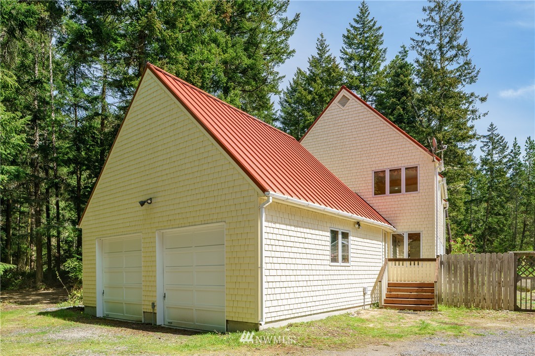 590 Shark Reef Road Lopez Island, WA 98261 - Photo 6 of 25 Gallery Image 6