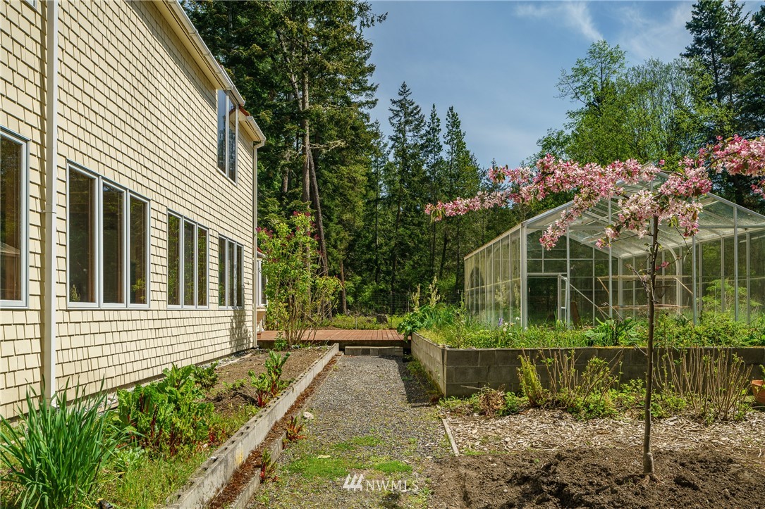 590 Shark Reef Road Lopez Island, WA 98261 - Photo 8 of 25 Gallery Image 8
