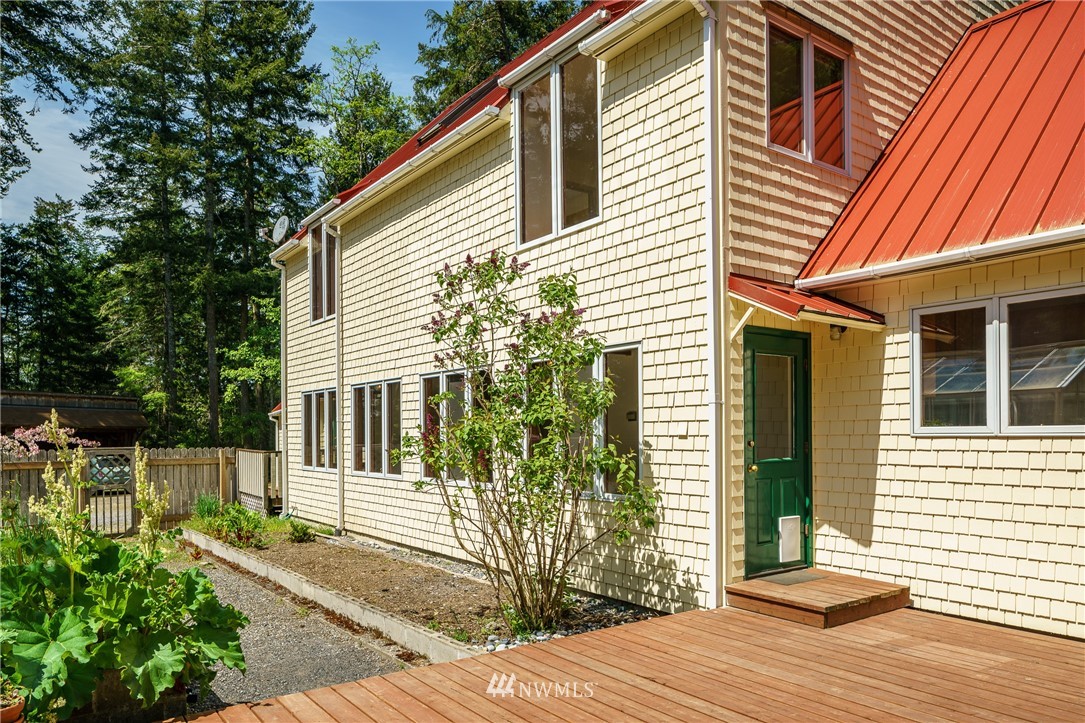 590 Shark Reef Road Lopez Island, WA 98261 - Photo 9 of 25 Gallery Image 9