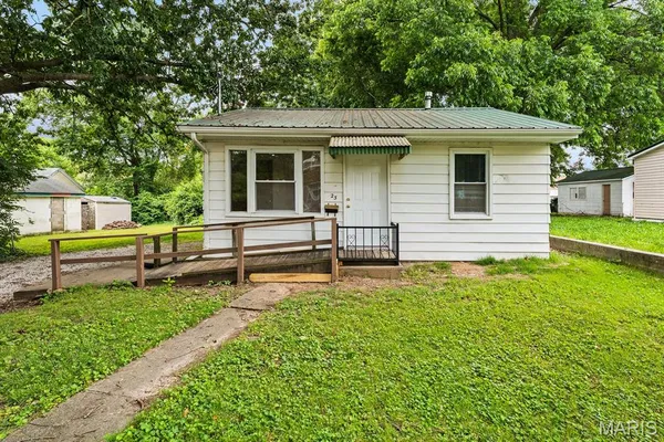 $94,000 | 23 South 9th Street, Belleville, IL 62220