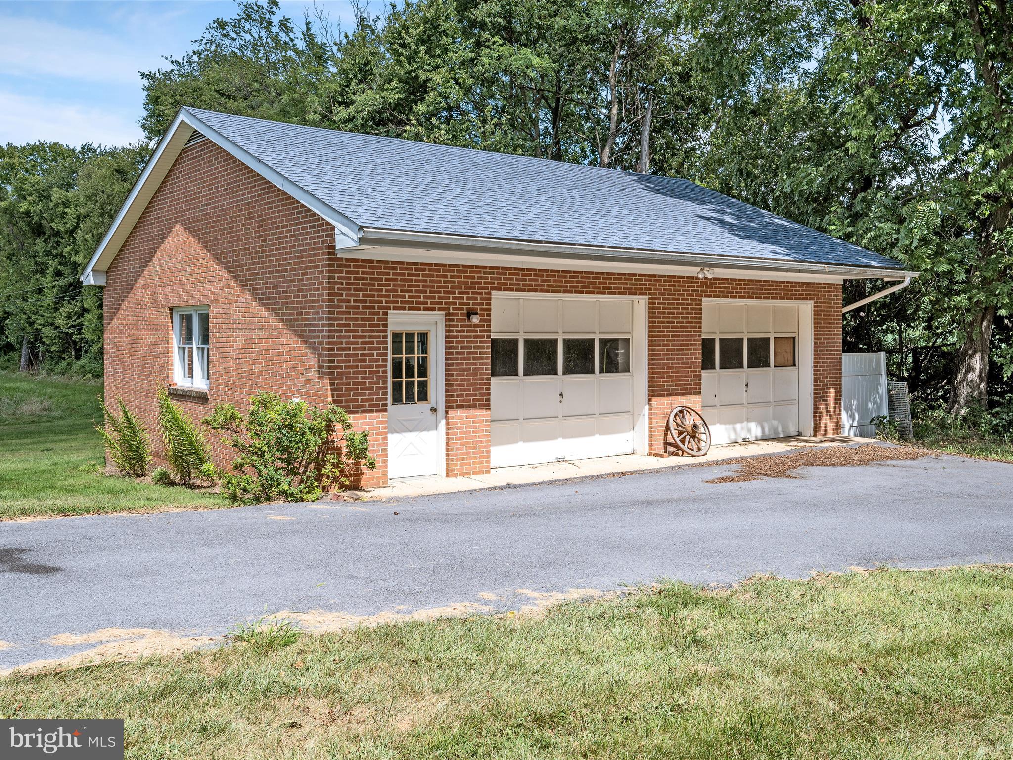 116 Rehoboth Lane Summit Point, WV 25446 - Photo 5 of 61 Detached Garage