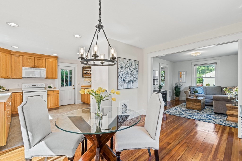 12 Lincoln Road Salem, MA 01970 - Photo 12 of 42 Gallery Image 12