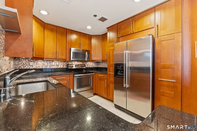 $350,000 | 235 East River Drive, Unit 203, East Hartford, CT 06108