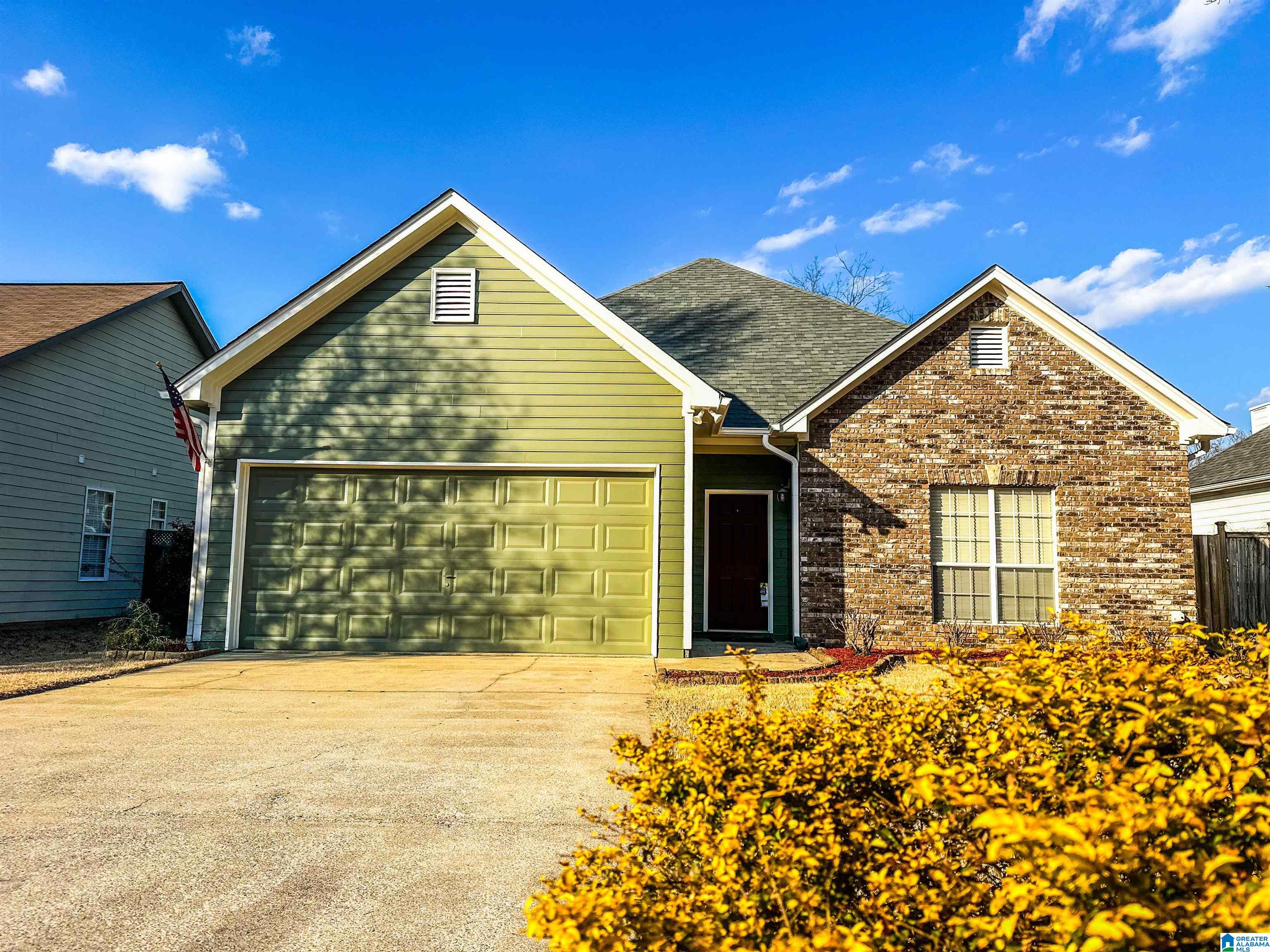 8564 Dover Drive Leeds, AL 35094 - Photo 2 of 37