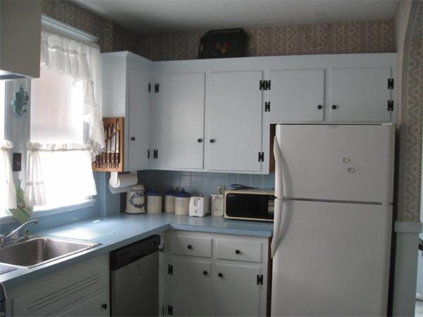 753 Riverside Drive Lawrence, MA 01841 - Photo 3 of 18 Gallery Image 3