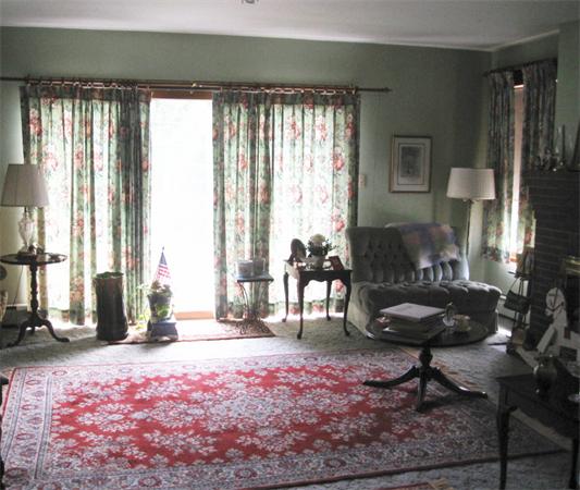 753 Riverside Drive Lawrence, MA 01841 - Photo 8 of 18 Gallery Image 8