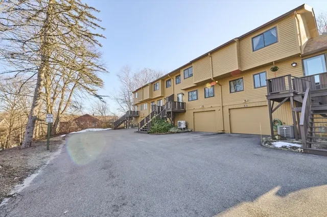 $435,000 | 26 Meeting House Path, Unit 26, Ashland, MA 01721