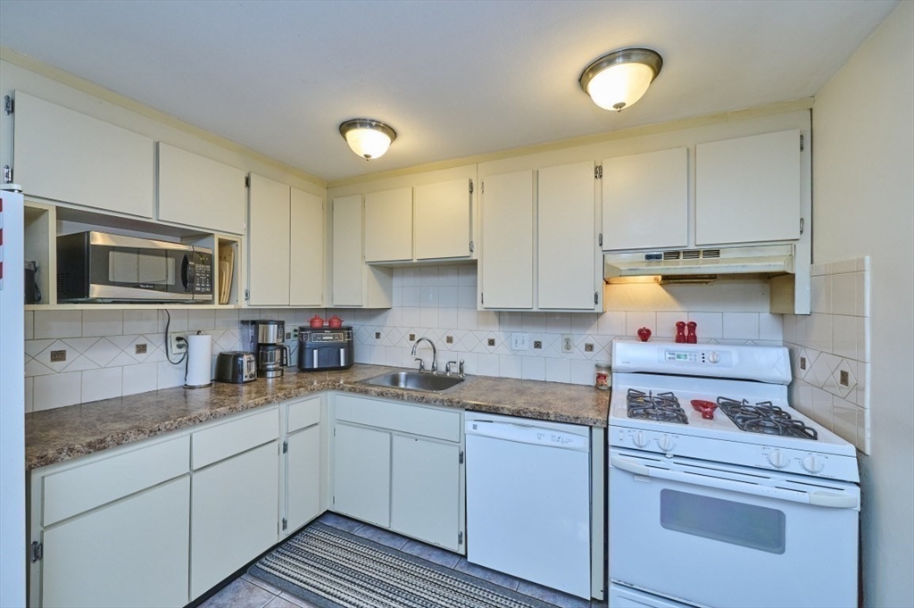 26 Meeting House Path, Unit 26 Ashland, MA 01721 - Photo 8 of 25