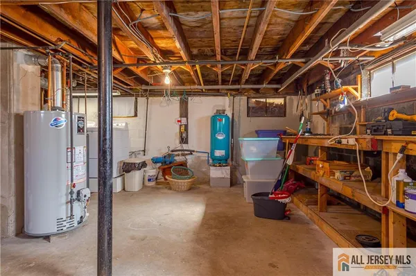 $499,900 | 214 Vesper Avenue, Middlesex, NJ 08846