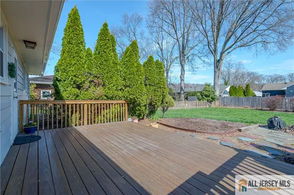$499,900 | 214 Vesper Avenue, Middlesex, NJ 08846