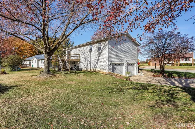 $250,000 | 5 Olivia Lane, Glen Carbon, IL 62034