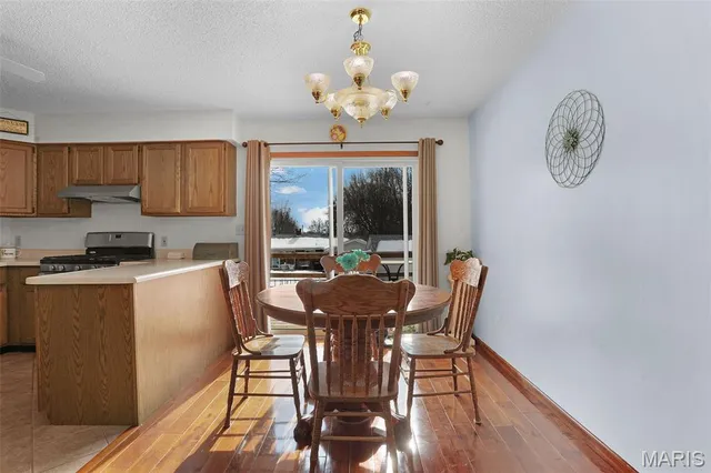 $250,000 | 5 Olivia Lane, Glen Carbon, IL 62034