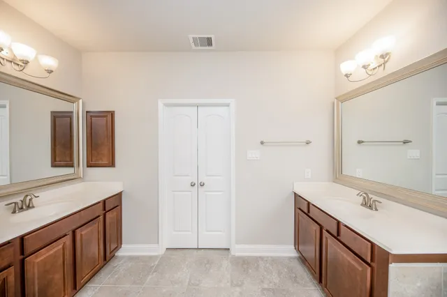 $2,900 | 16103 Devils River Court, Cypress, TX 77433