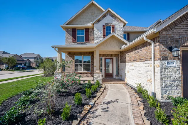 $2,900 | 16103 Devils River Court, Cypress, TX 77433