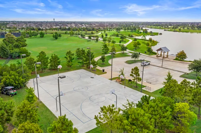 $2,900 | 16103 Devils River Court, Cypress, TX 77433