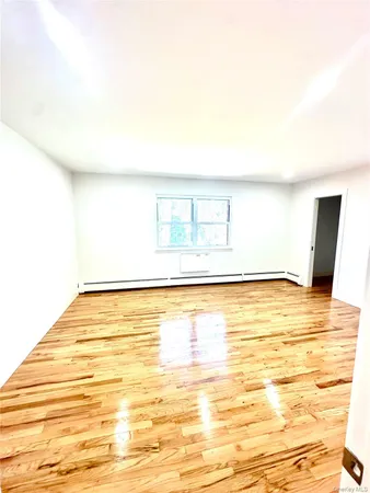 $4,000 | 495 Kimball Avenue, Unit 2, Yonkers, NY 10704