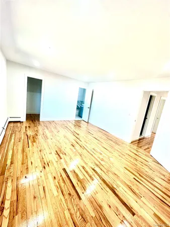 $4,000 | 495 Kimball Avenue, Unit 2, Yonkers, NY 10704