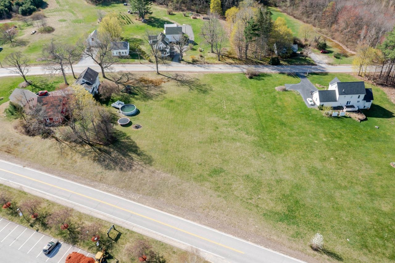 85 Raymond Road Auburn, NH 03032 - Photo 4 of 9 Gallery Image 4