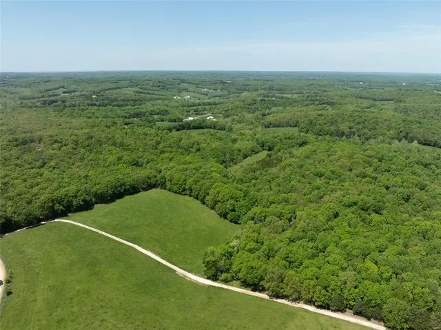 $265,375 | 0 21.23 Ac Tract Road, New Haven, MO 63068