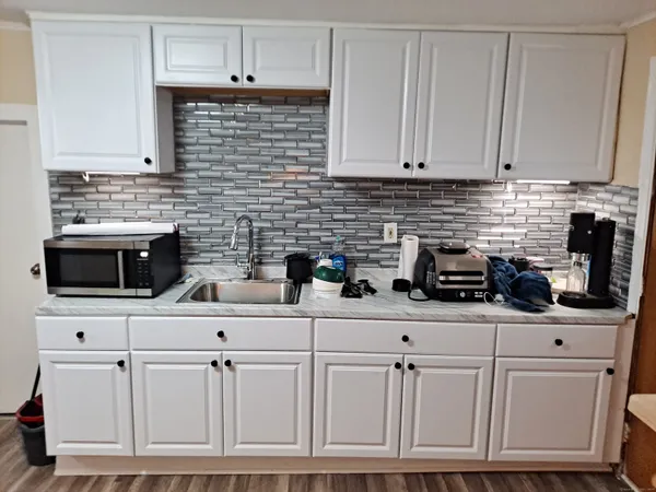 $450,000 | 105 Camptown Street, Derby, CT 06418