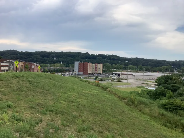 $550,000 | 105 Camptown Street, Derby, CT 06418