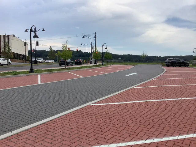 $550,000 | 105 Camptown Street, Derby, CT 06418