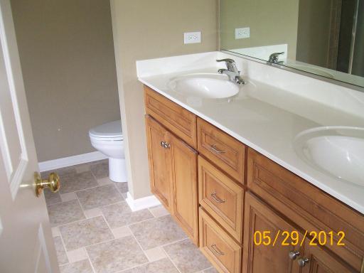 426 North River Road Naperville, IL 60540 - Photo 6 of 12