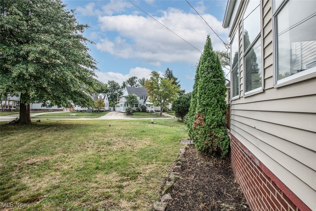 6211 Manchester Road Parma, OH 44129 - Photo 48 of 48