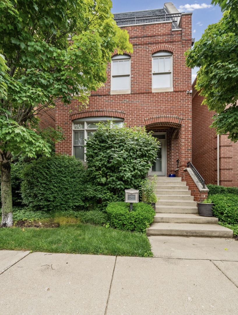 1302 West 33rd Street Chicago, IL 60608 - Photo 1 of 20
