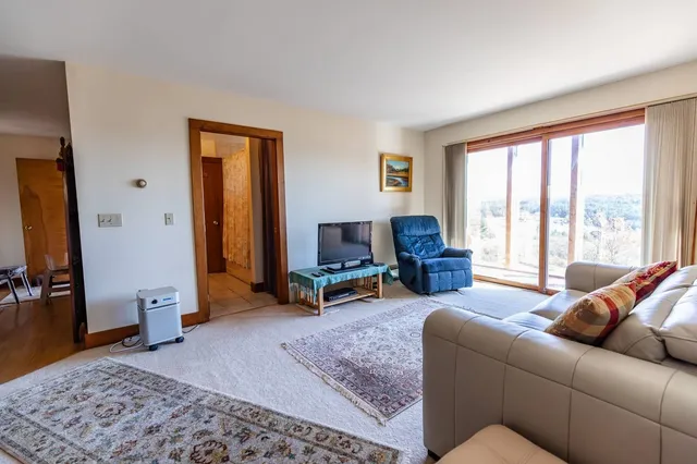 $450,000 | 121 Overview Drive, Jaffrey, NH 03452