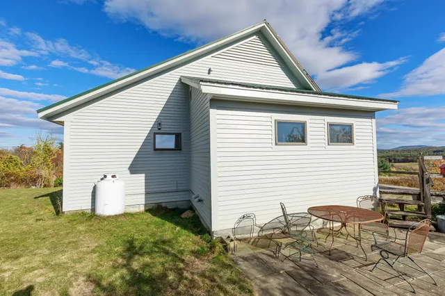 $450,000 | 121 Overview Drive, Jaffrey, NH 03452