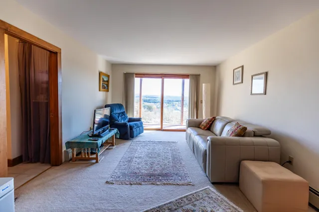 $450,000 | 121 Overview Drive, Jaffrey, NH 03452