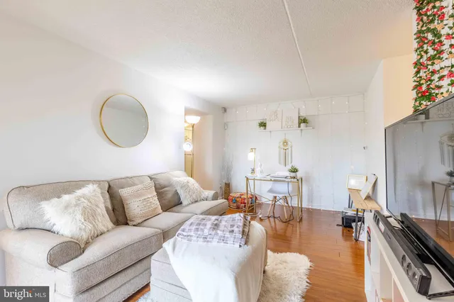 $1,800 | 3307 Valley Drive, Unit 3307, West Chester, PA 19382