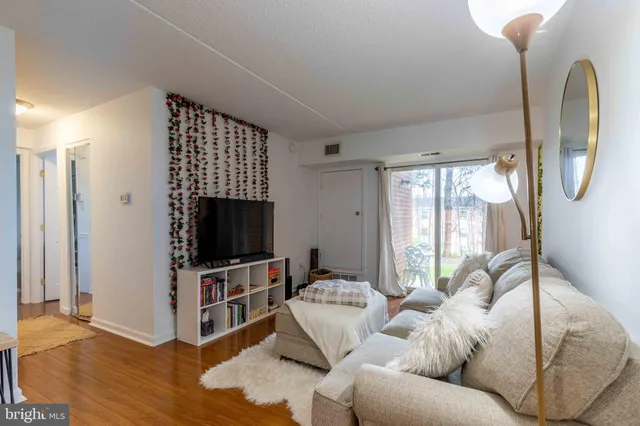 $1,800 | 3307 Valley Drive, Unit 3307, West Chester, PA 19382