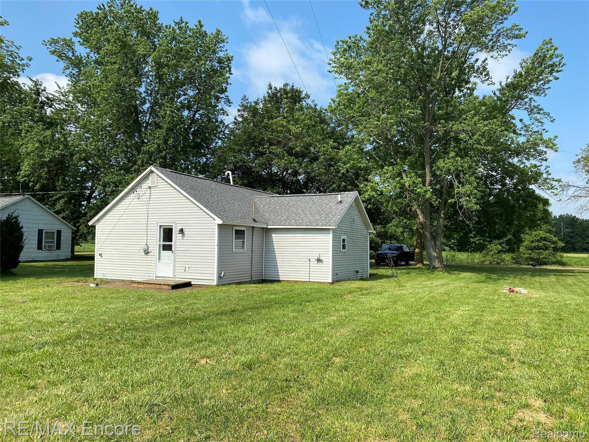 7740 Cram Road Owosso, MI 48867 - Photo 28 of 30 Rear elevation