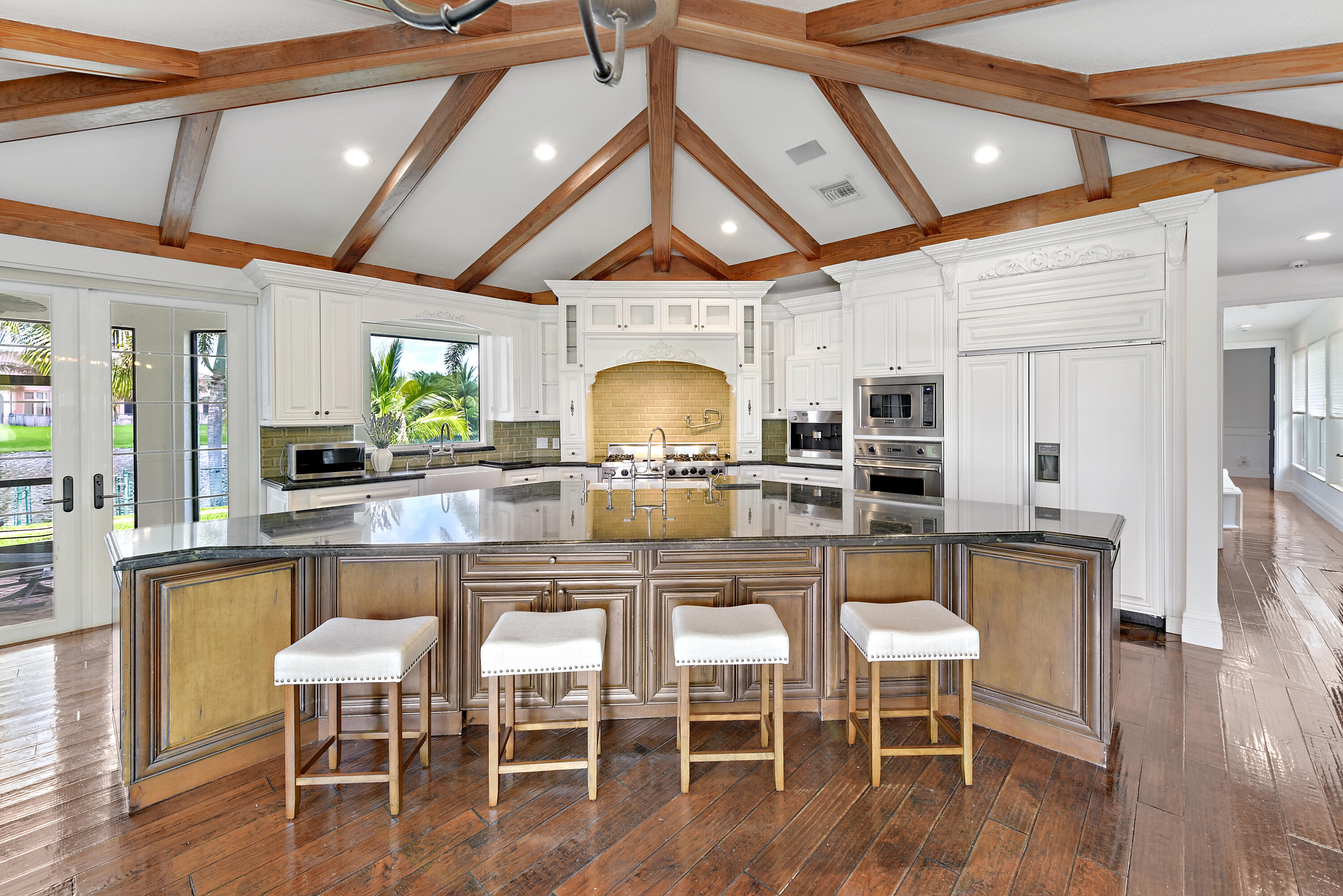 16046 Rio Del Sol Delray Beach, FL 33446 - Photo 20 of 41 Kitchen