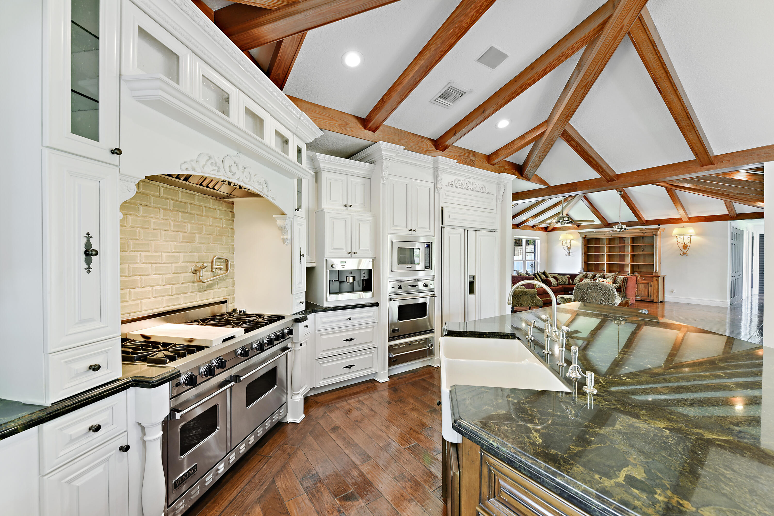 16046 Rio Del Sol Delray Beach, FL 33446 - Photo 21 of 41 Kitchen
