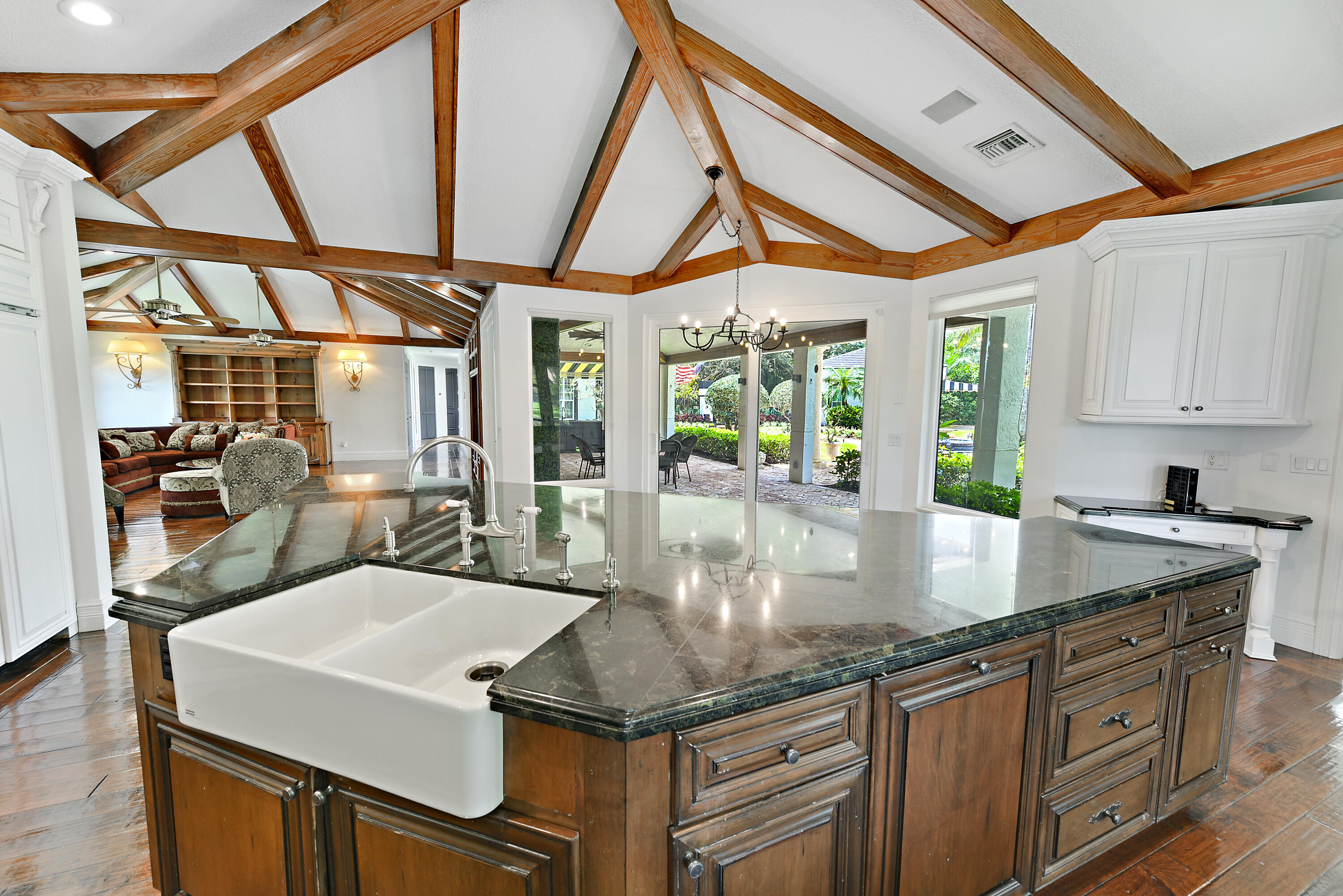 16046 Rio Del Sol Delray Beach, FL 33446 - Photo 23 of 41 Kitchen
