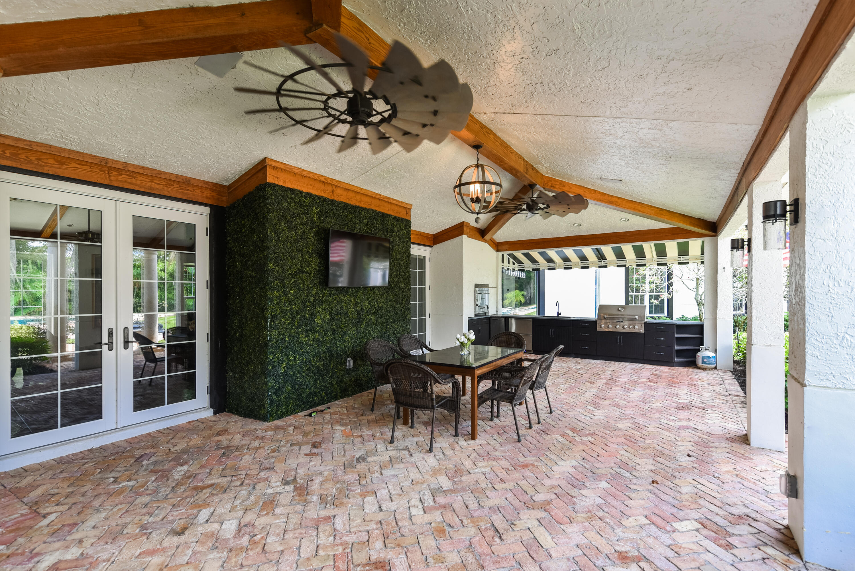16046 Rio Del Sol Delray Beach, FL 33446 - Photo 9 of 41 Outdoor Kitchen