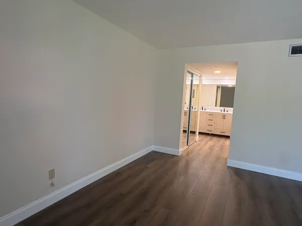 $3,200 | 11280 Green Lake Drive, Unit 203, Boynton Beach, FL 33437