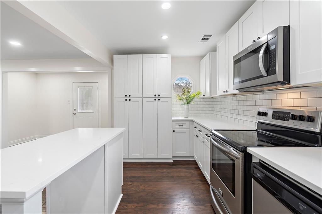 22597 Hoffman Road Mandeville, LA 70471 - Photo 9 of 25 Gallery Image 9