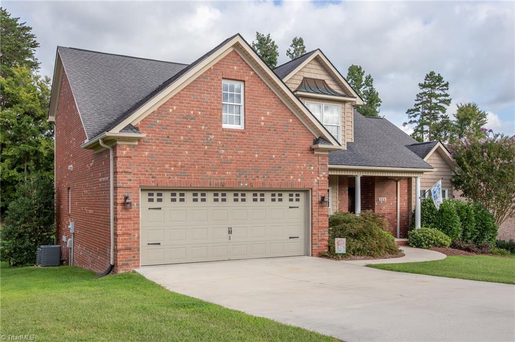 226 Ashbrook Road Thomasville, NC 27360 - Photo 2 of 30 Gallery Image 2