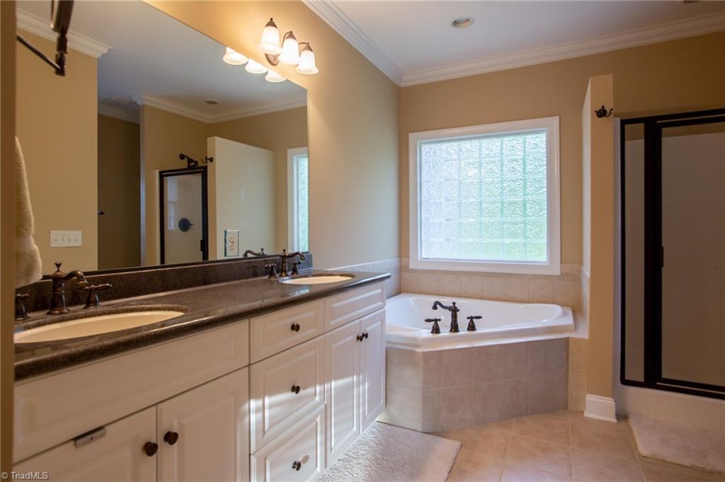 226 Ashbrook Road Thomasville, NC 27360 - Photo 15 of 30 Gallery Image 15