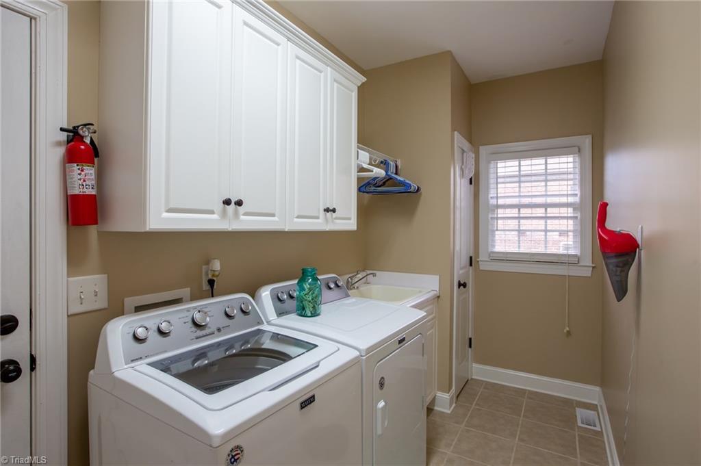 226 Ashbrook Road Thomasville, NC 27360 - Photo 17 of 30 Gallery Image 17