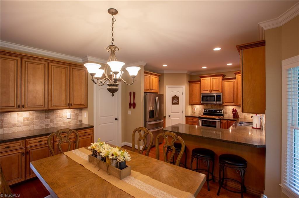 226 Ashbrook Road Thomasville, NC 27360 - Photo 10 of 30 Gallery Image 10