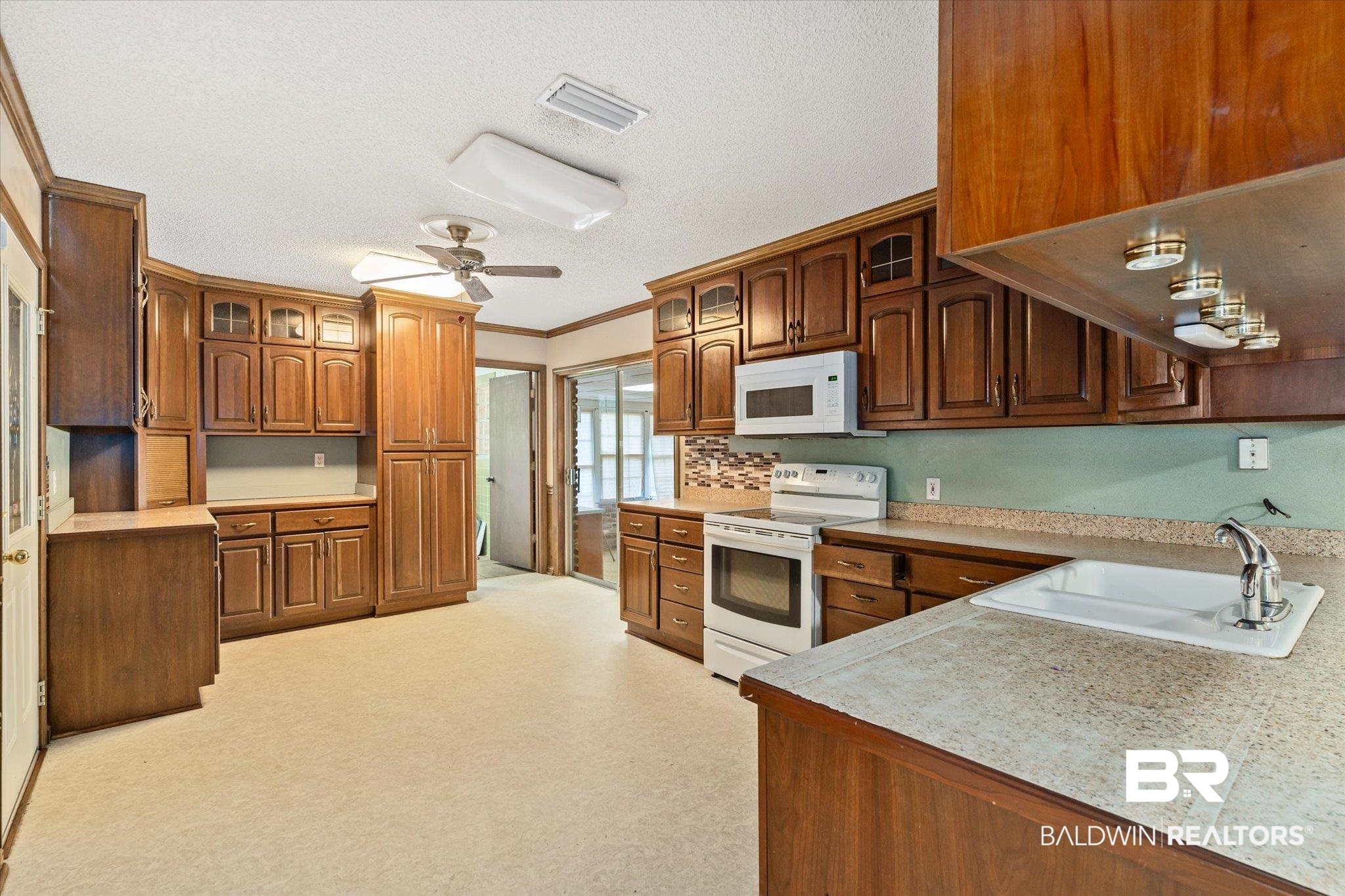 3621 Alba Club Road Mobile, AL 36605 - Photo 6 of 20