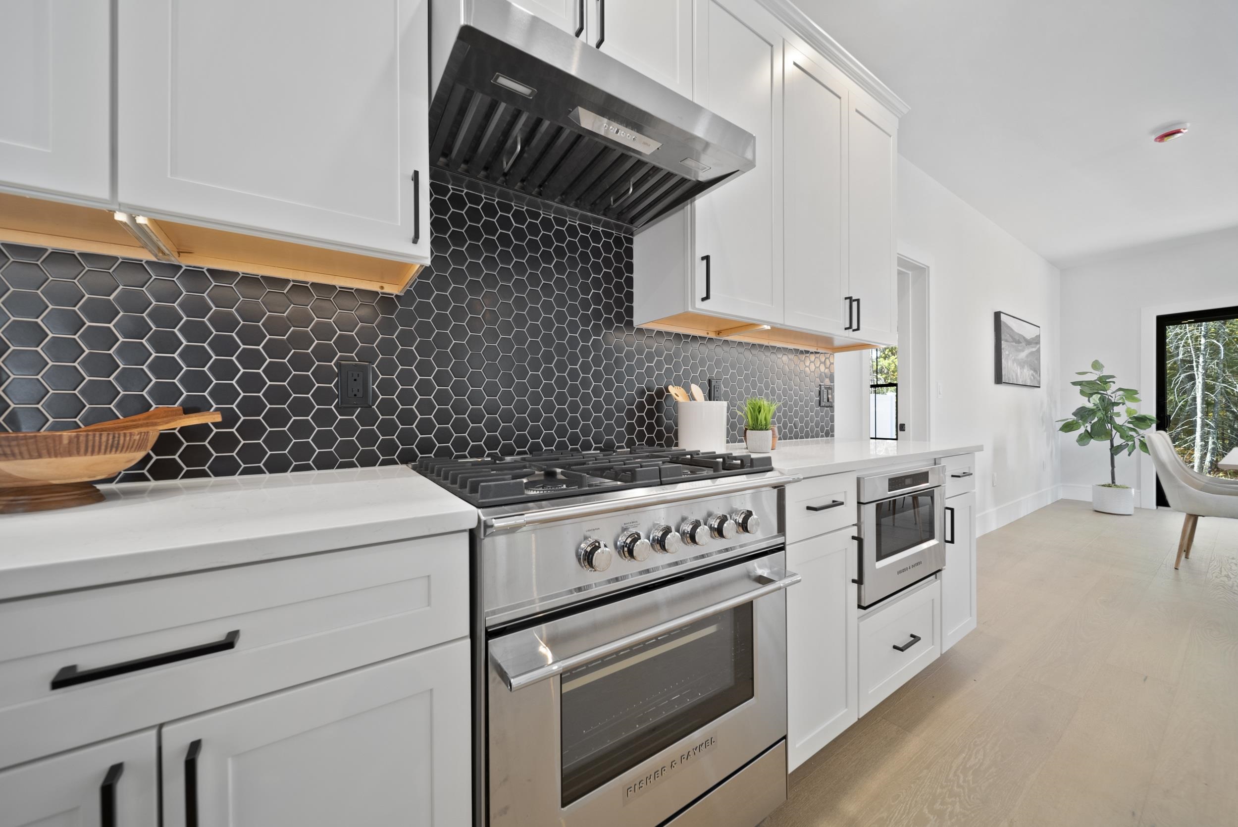 44 Trails Edge Road Windham, NH 03087 - Photo 12 of 45