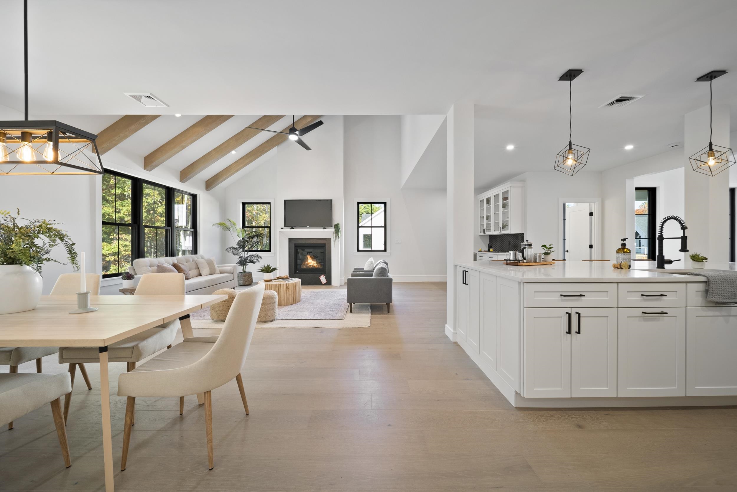 44 Trails Edge Road Windham, NH 03087 - Photo 18 of 45