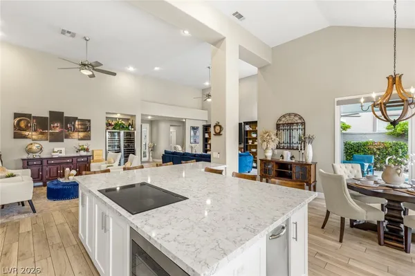 $1,250,000 | 8936 Rainbow Ridge Drive, Las Vegas, NV 89117